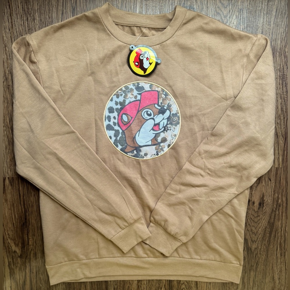 BUC-EE’S Tan Leopard Fleece Crew Lightweight Sweatshirt Size Medium